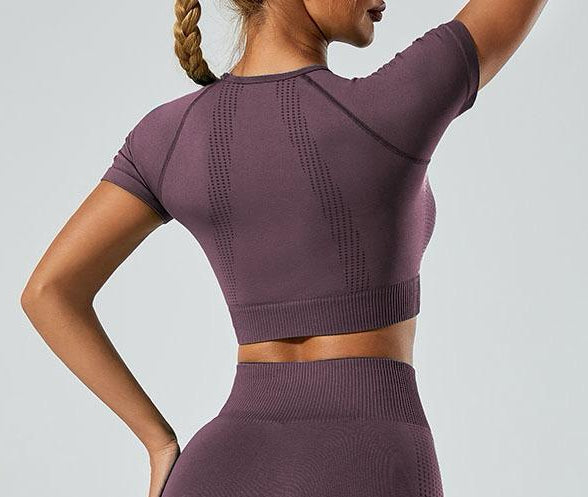 Serene Seamless half sleeve top for Women- Activewear for Gym, Yoga and Outdoor activities